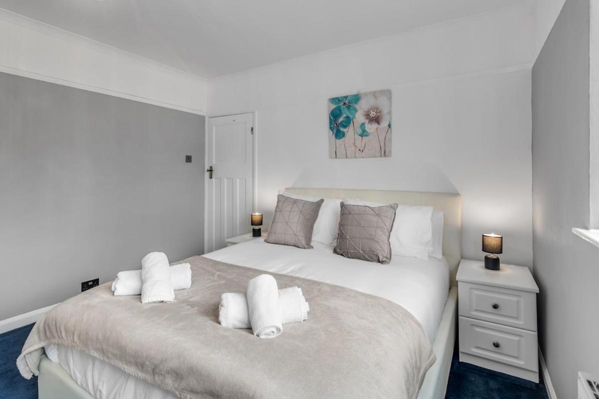 4Br Long Stays Free Parking High Speed Wi-Fi Horsford Eksteriør bilde