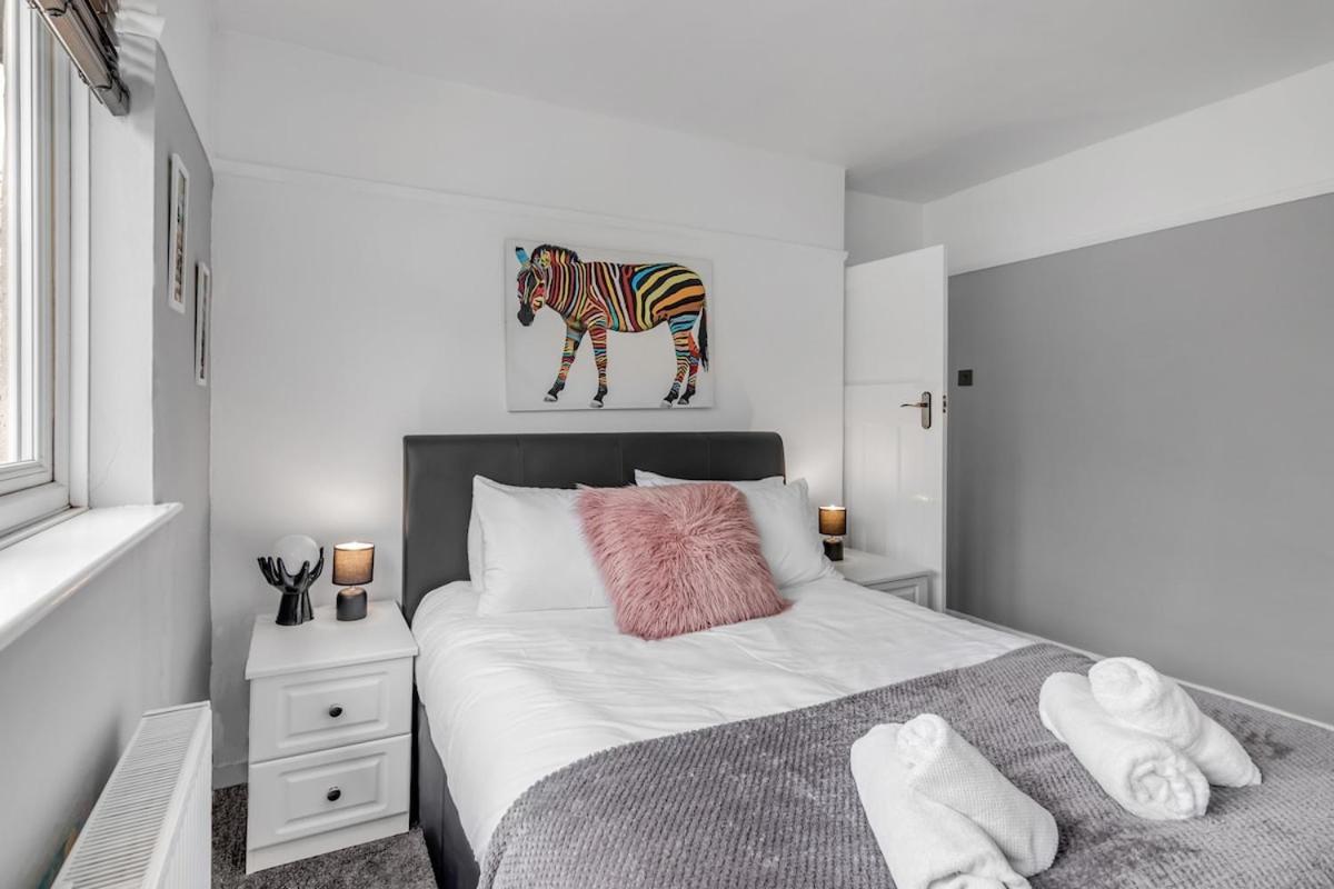 4Br Long Stays Free Parking High Speed Wi-Fi Horsford Eksteriør bilde