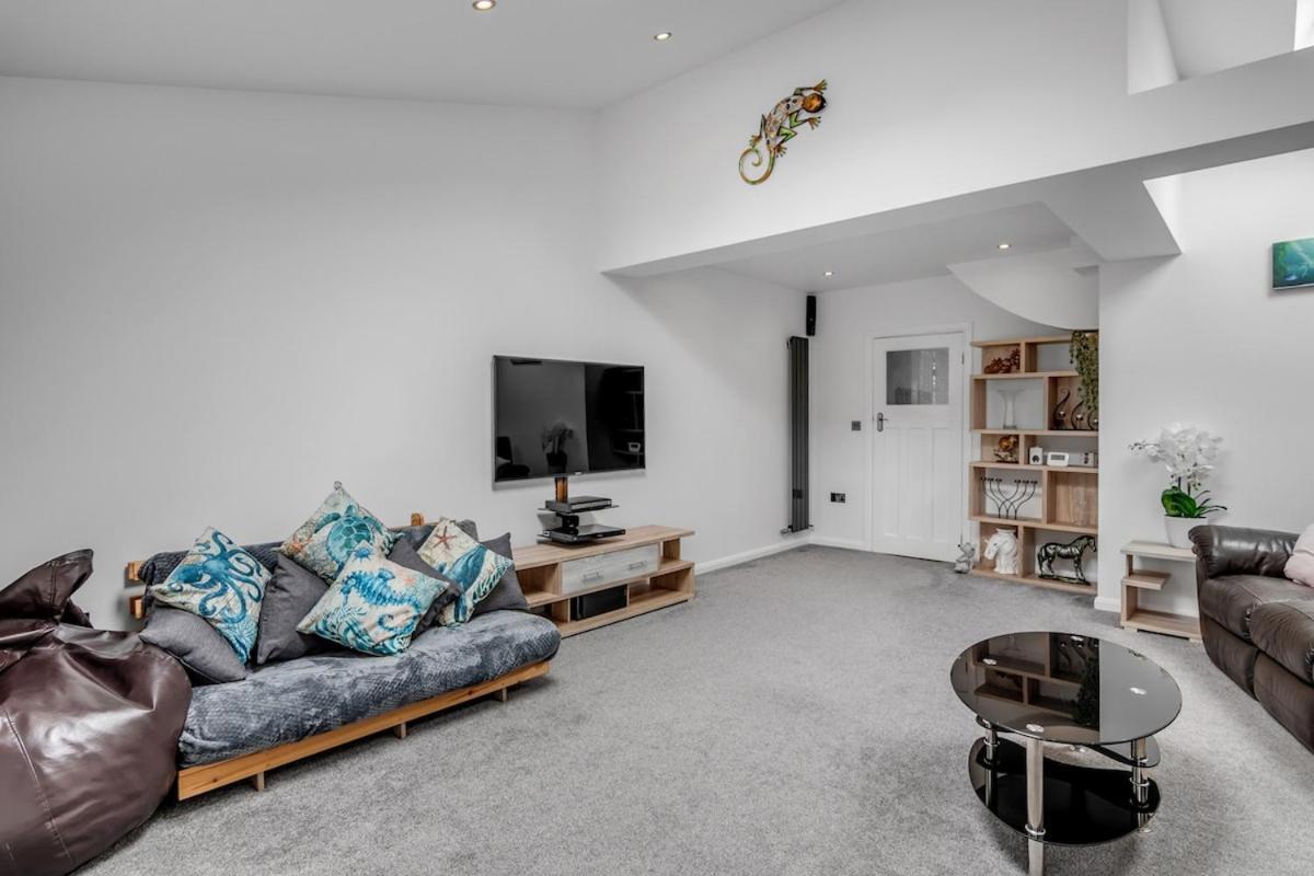 4Br Long Stays Free Parking High Speed Wi-Fi Horsford Eksteriør bilde